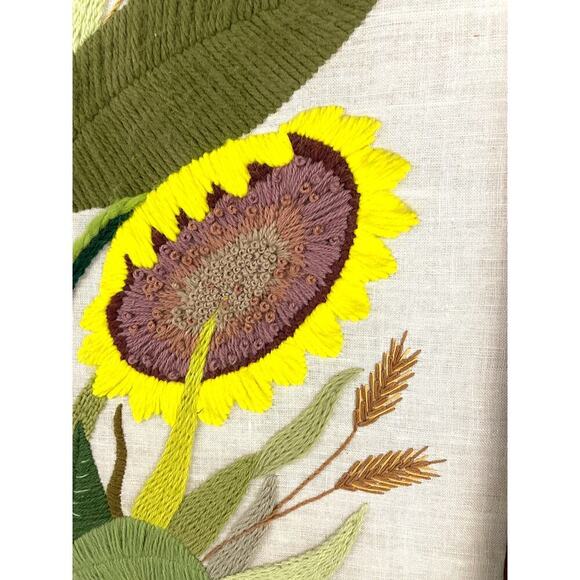 VTG Crewel Floral Sunflowers Needlepoint Framed 70's Fiber Wall Art 26"x32" - Picture 8 of 15
